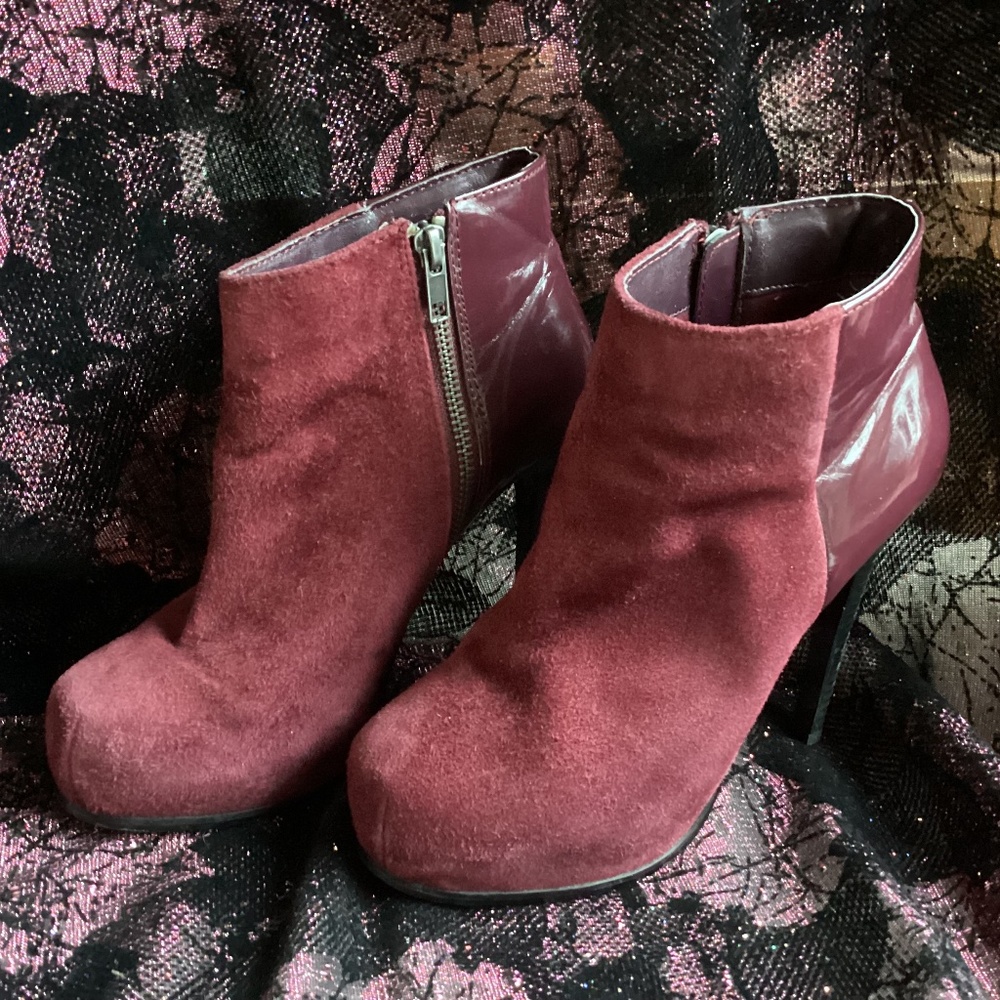 Bakers Burgundy Suede Stick Heels